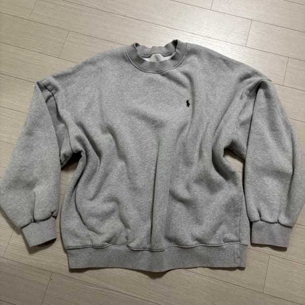 폴로 아방핏맨투맨