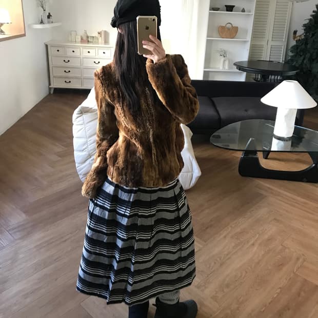 vintage fur zip-up jacket