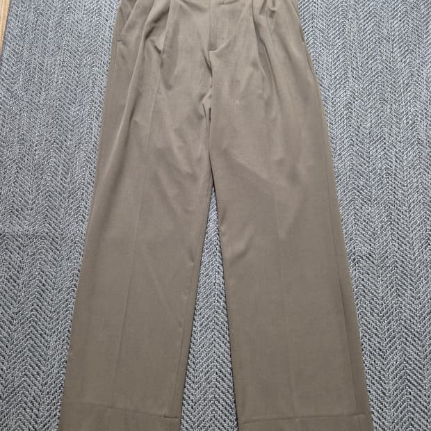 무신사스탠다드 리얼와이드핏 히든밴딩 슬랙스 29 더스티베이지