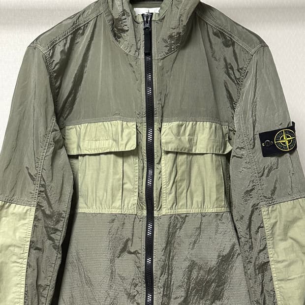 스톤아일랜드 나일론메탈 립스탑 자켓 XL(105-110) 국내판