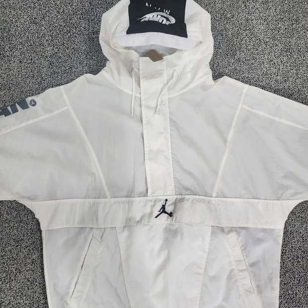 조던(Jordan) 아노락 윈드브레이커