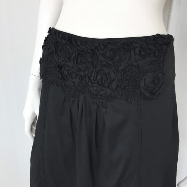 Japan Mini Corsage Appliqué Skirt