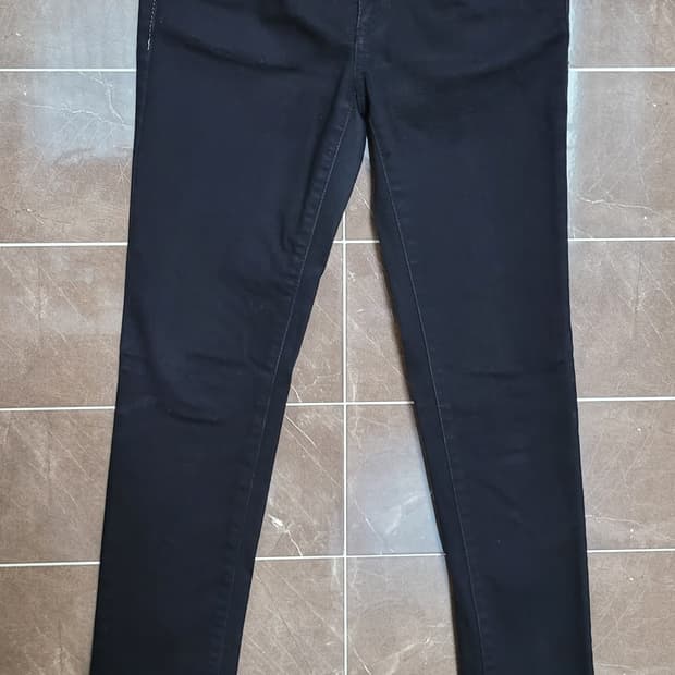 (여성27인치) 게스 블랙 바지