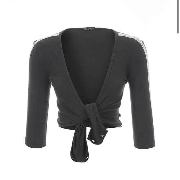 wsc 아카이브 Lace button-up wrap T-shirt