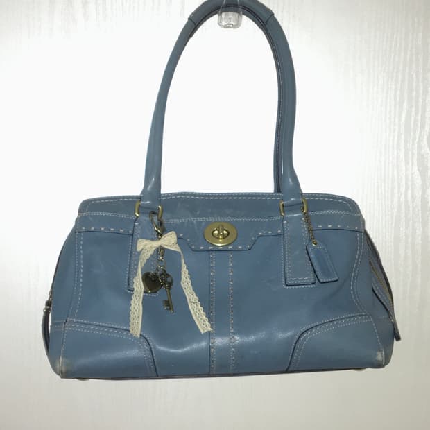 coach blue shoulder bag