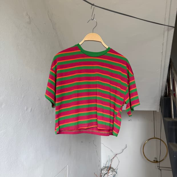 스트라이프 레인보우 크롭탑