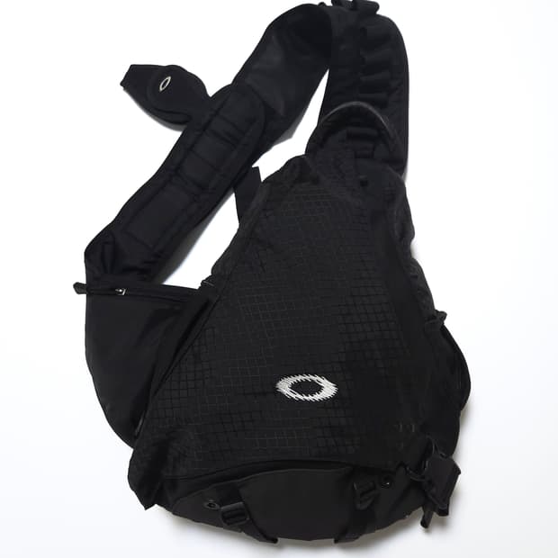 오클리 OAKLEY 00s 아카이브 슬링백 블랙