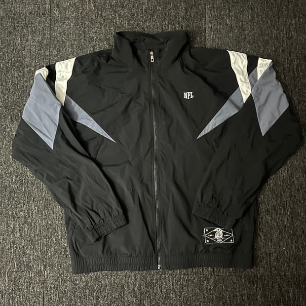 NFL 블랙 바람막이