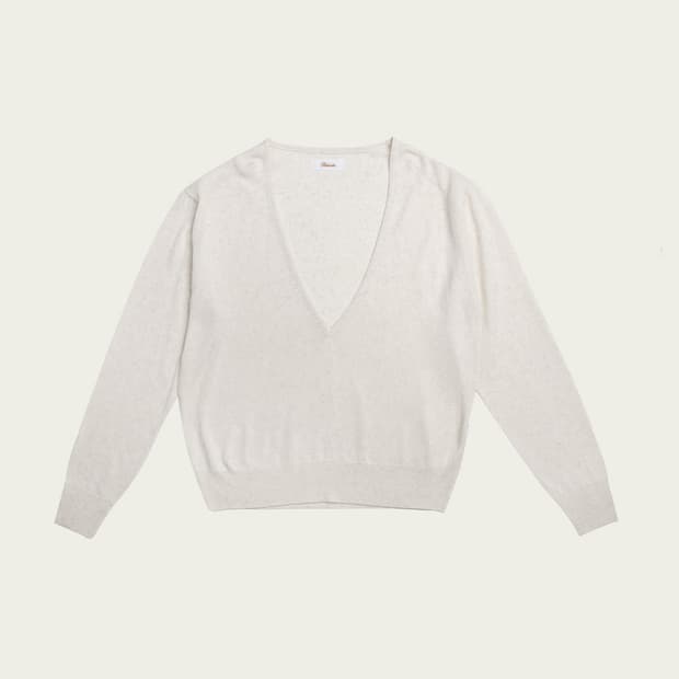 리본빛 Kind 카인드 Paper V-neck Knit - Ivory  