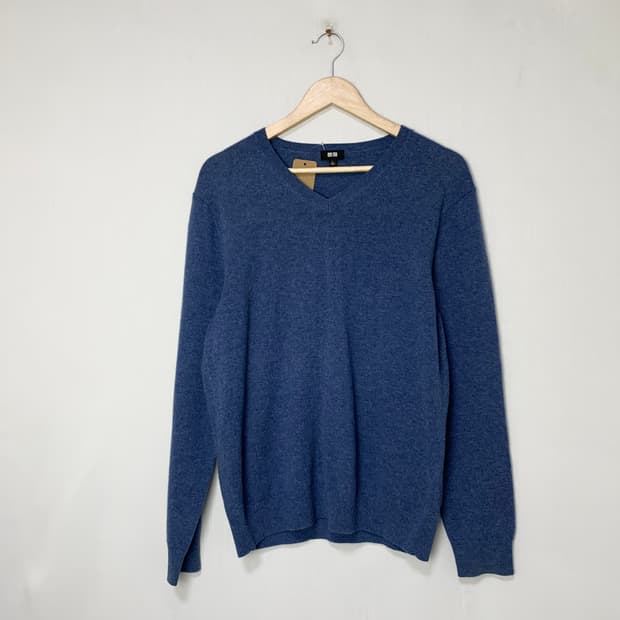유니클로 캐시미어 100% 브이넥 긴팔 니트 블루 여성 L