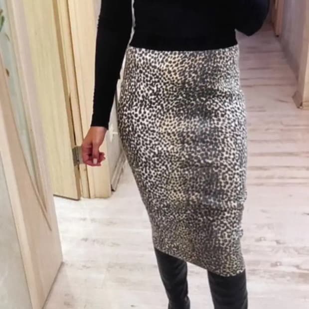 D&G by 돌체앤가바나 레오파티드 미디스커트(S 사이즈)