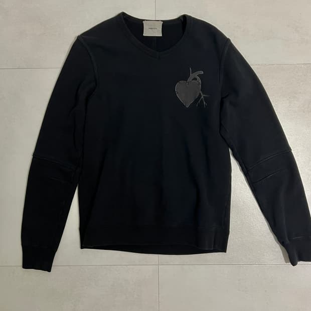 언더커버 13aw 심장 스웻셔츠