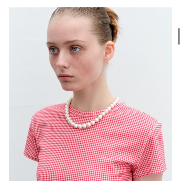 포니테일 체크티셔츠