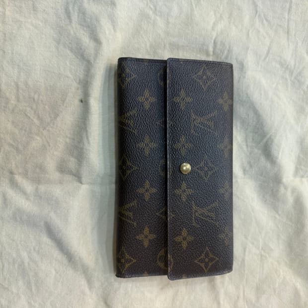정품 루이비통 장지갑 팝니다