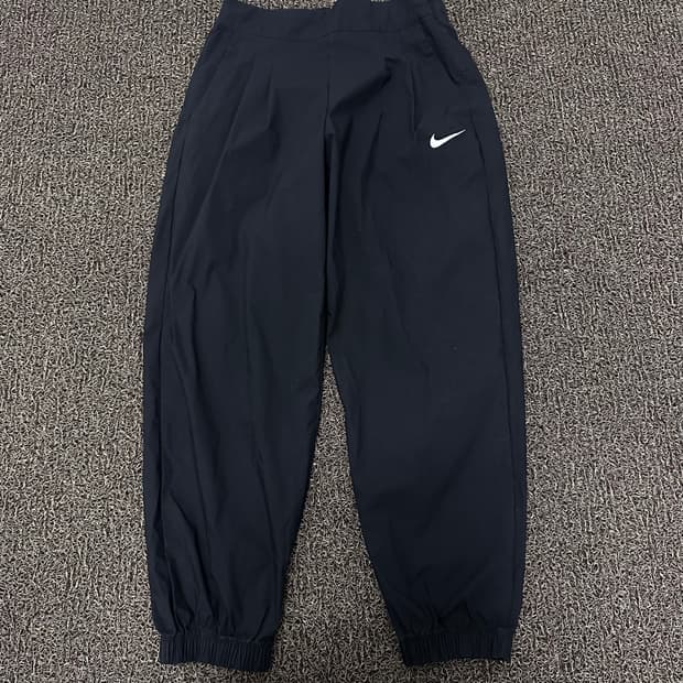 NIKE 나이키 나일론 바스락 여성 조거팬츠 운동복 블랙 M