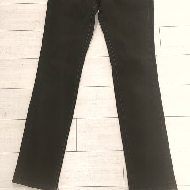 유니클로 스키니 블랙 