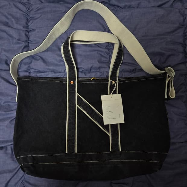 [F] 나이스네스 niceness l.lesh black