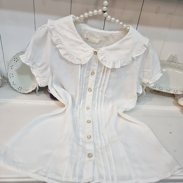 Ank Rouge(앙크루즈) 빅카라 프릴 블라우스