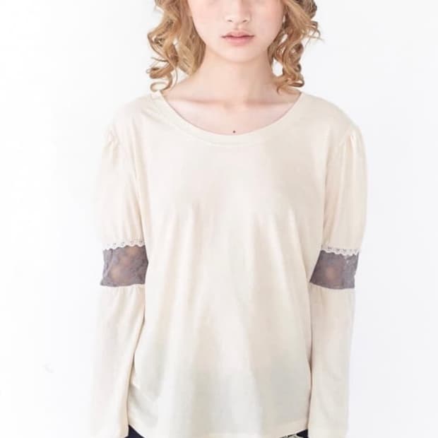 [구매] 샵페어리 퍼프 레이스 트리밍 탑