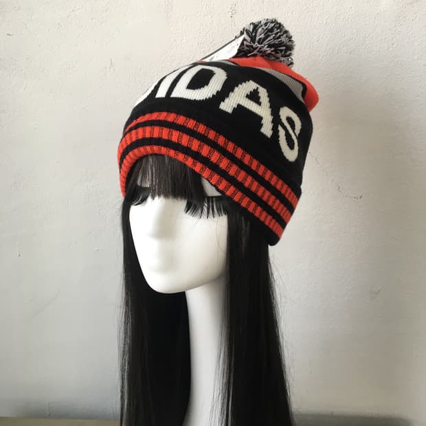 adidas pom beanie
