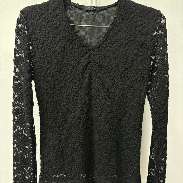 시스루 플라워 자수 긴팔티