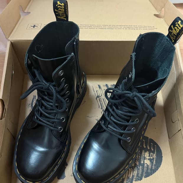 닥터마틴  제이든 230