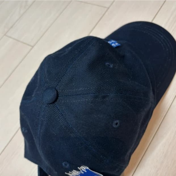 아더에러 모자