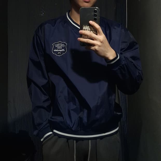 RAPIDO 라피도 네이비 화이트 라이닝 로고패치 올드스쿨 브이넥 웜업