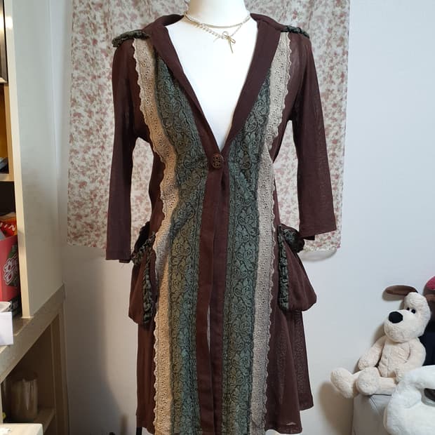 [빈티지] 페니스넥 레이스 장식 브라운 가디건