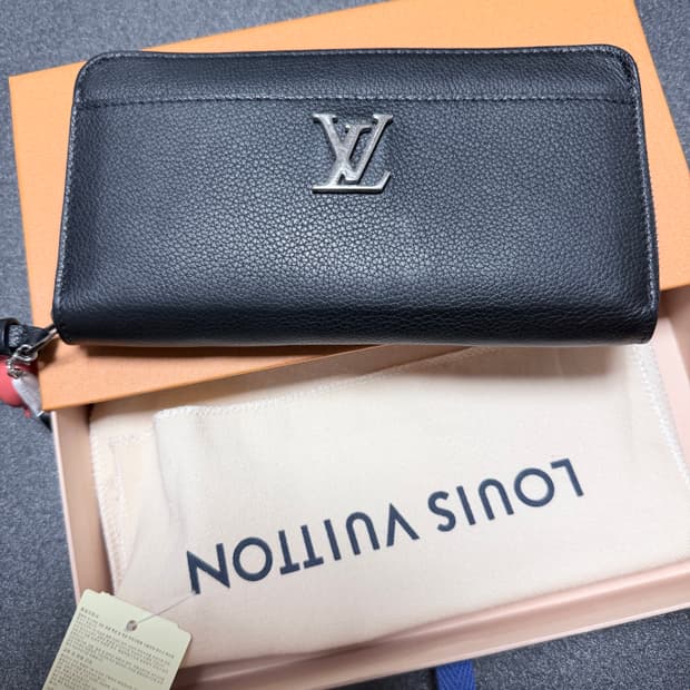 루이비통 락미 장지갑 블랙