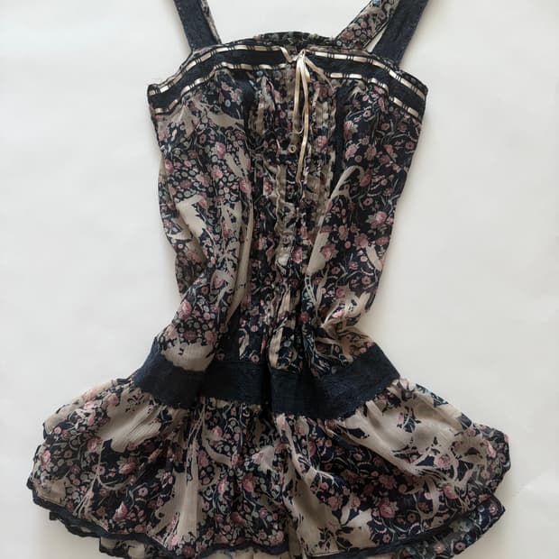 Axes femme 플로럴 러블리 갸루 미니 원피스