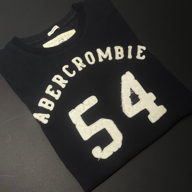 아베크롬비 머슬핏 반팔티 M
