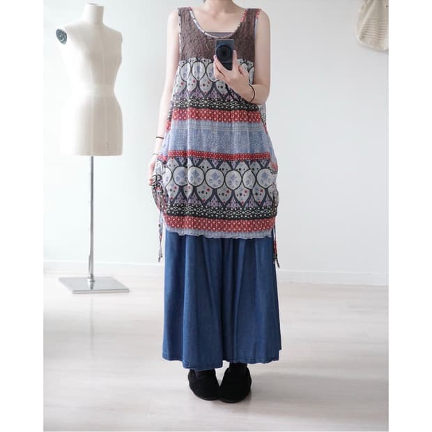Boho geometric shirred sleeveless top