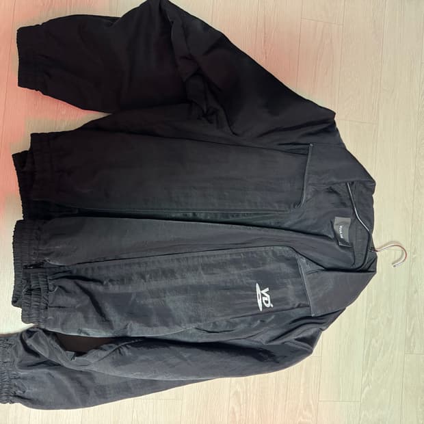 Vujade 나일론 트랙 자켓