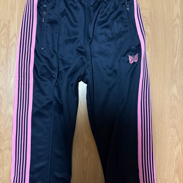 니들스 네이비 핑크 팬츠