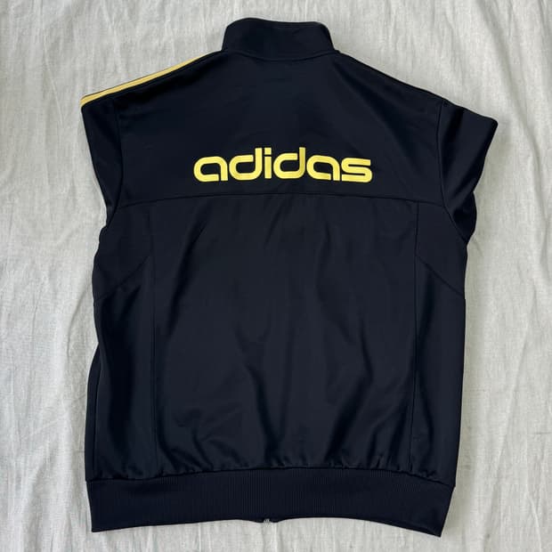 아디다스 빈티지 백로고 금장 져지 110