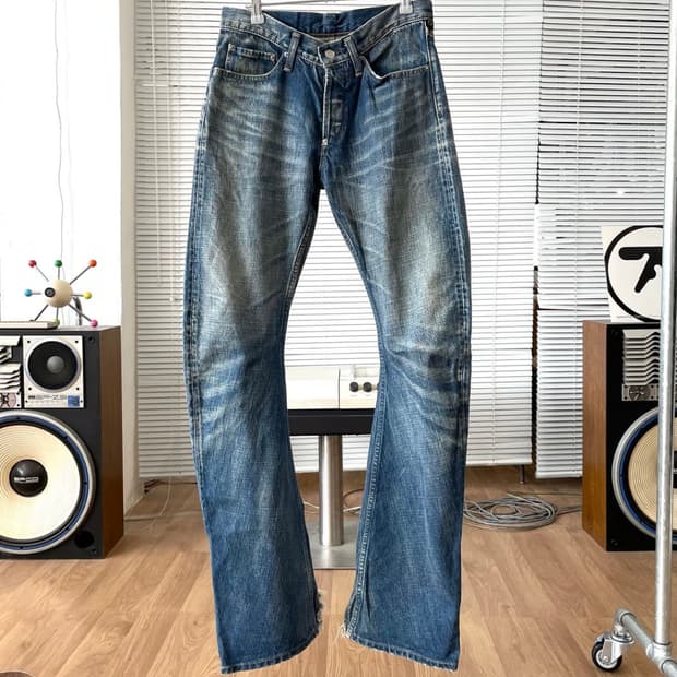 wjk 커브드 플레어 데님