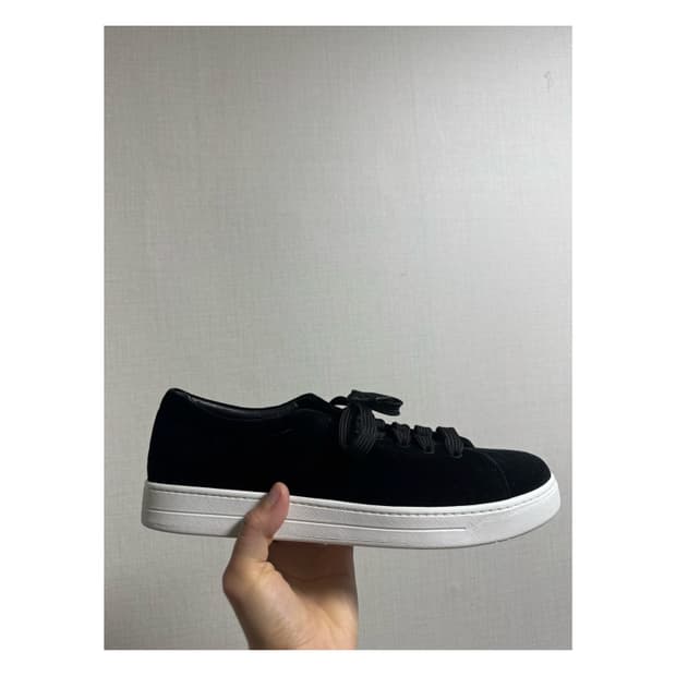 프라다 스포츠 스니커즈