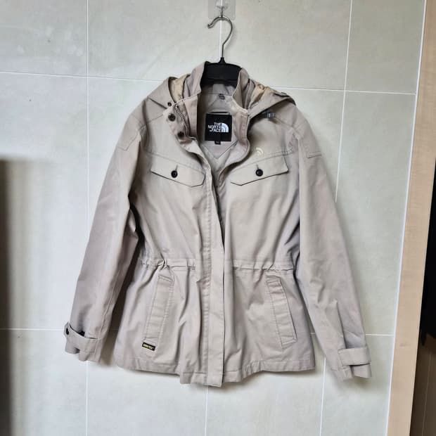 노스페이스 정품 여성점퍼 85 미사용 