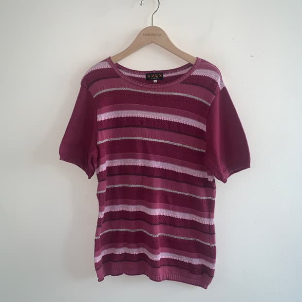 Stripe u neck knit