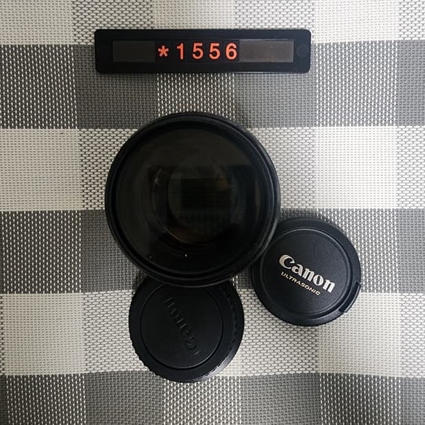 캐논 EF 마운트 85미리 1.8 단렌즈