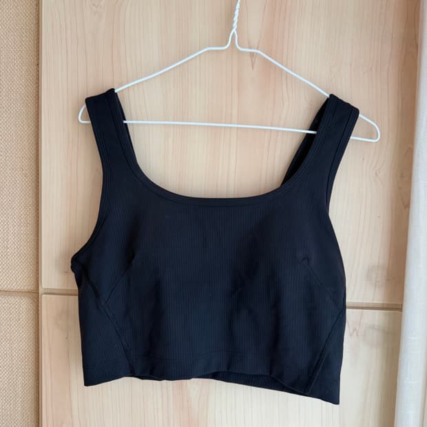룰루레몬 브라탑 사이즈 10 블랙