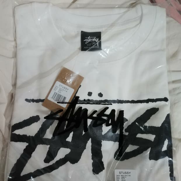 M))stussy world tour 롱슬리브