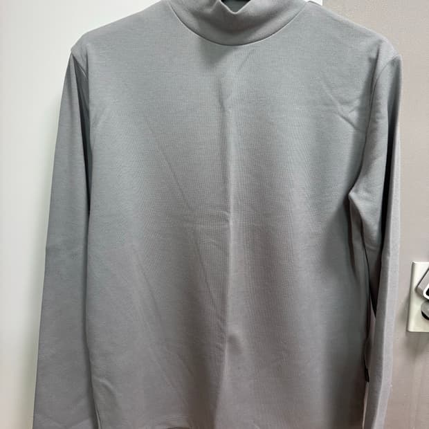 필루미네이트 그레이 반폴라 니트티셔츠 2L 95