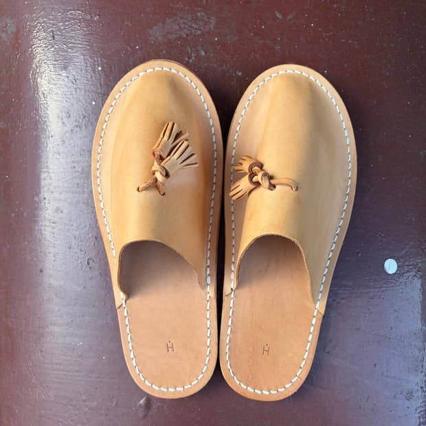 핸더스킴 테슬 소가죽 슬리퍼