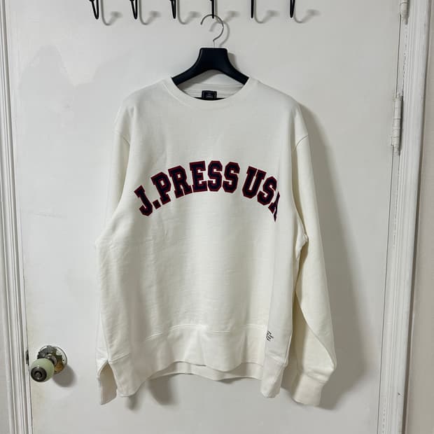 새상품 정가19만원 제이프레스 j.press 스웨트셔츠 맨투맨 화이트