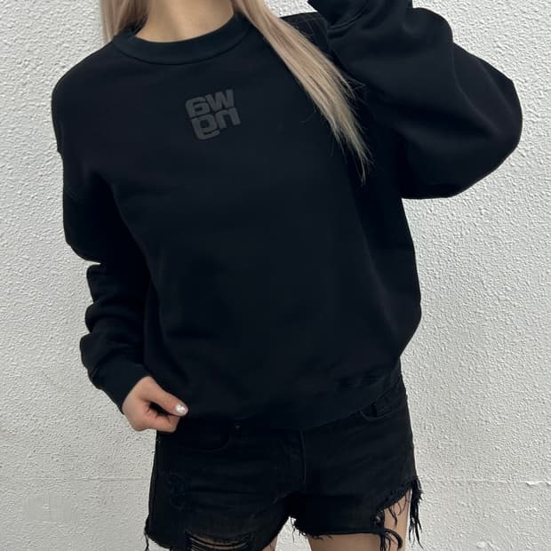 알렉산더왕 블랙 맨투맨