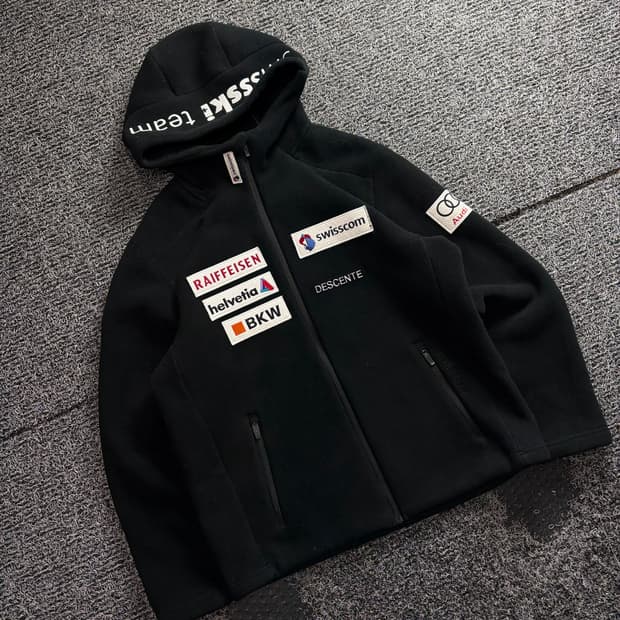 데상트 스위스 본딩 플리스 후디 집업 자켓 3590