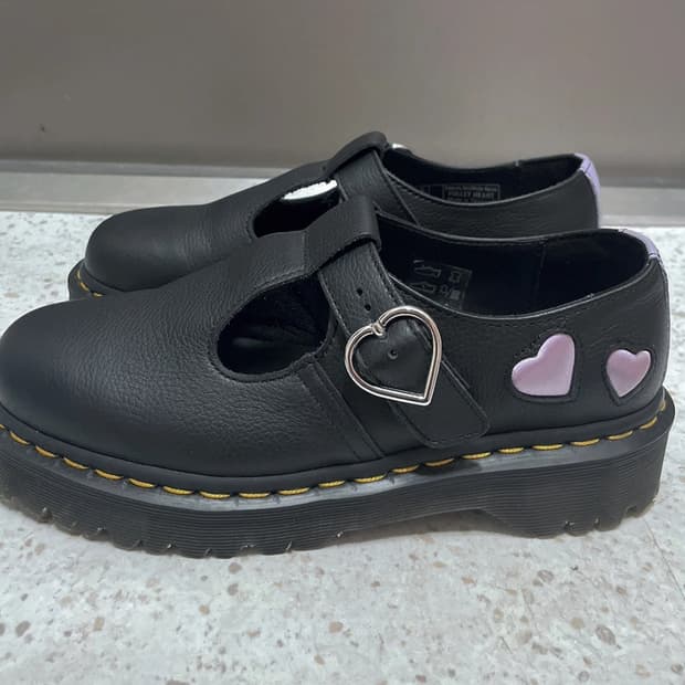 닥터마틴 폴리하트 250