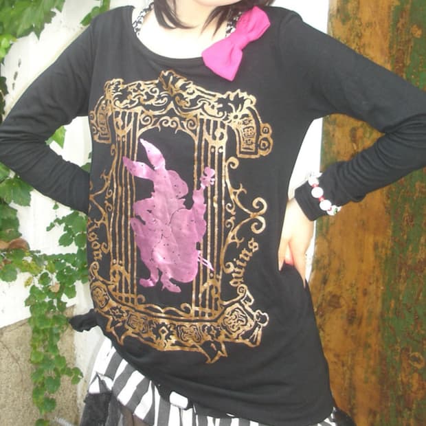 알곤퀸즈 우사기 갸루 리본 키치 고딕 y2k 대장템 펑크 일브 롱슬리브